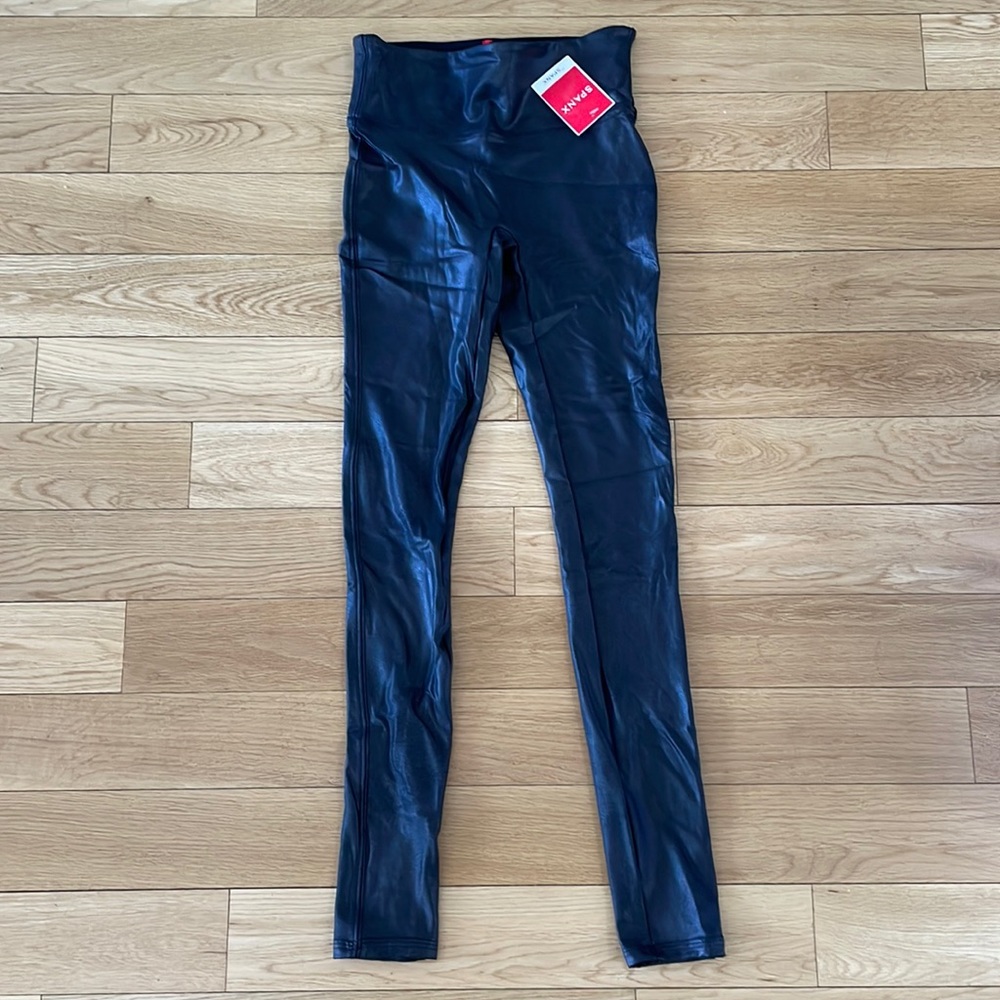 Spanx black faux leather leggings. Size XS. NWT!!